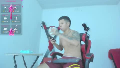 Snapshot of steven19_latinboy chatting on 1, 3, 2026 Steven online show from 1, 3, 2026