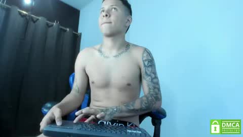 Snapshot of steven_skinnyboy chatting on 29, 4, 2026 Steven online show from 29, 4, 2026