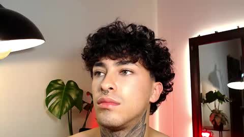 Snapshot of stevennavarro chatting on 16, 3, 2026 Daniel Steven Navarro online show from 16, 3, 2026