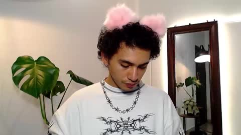 Snapshot of stevennavarro chatting on 17, 3, 2026 Daniel Steven Navarro online show from 17, 3, 2026