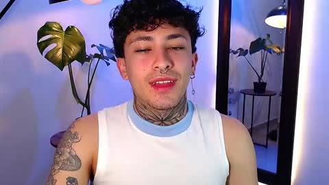 Snapshot of stevennavarro chatting on 24, 3, 2026 Daniel Steven Navarro online show from 24, 3, 2026