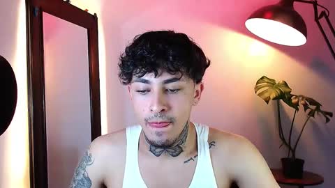 Snapshot of stevennavarro chatting on 7, 4, 2026 Daniel Steven Navarro online show from 7, 4, 2026
