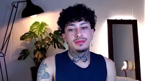 Snapshot of stevennavarro chatting on 26, 4, 2026 Daniel Steven Navarro online show from 26, 4, 2026