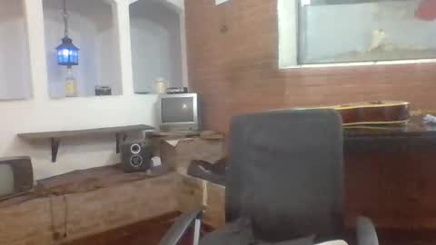 Snapshot of stevenson988 chatting on 15, 4, 2026 stevenson988 online show from 15, 4, 2026