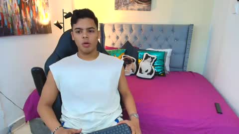 Snapshot of stewart_mateo_ chatting on 19, 9, 2025 stewart online show from 19, 9, 2025