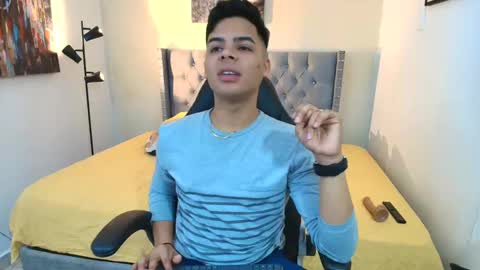 Snapshot of stewart_mateo_ chatting on 24, 9, 2025 stewart online show from 24, 9, 2025