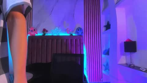 Sthepano  online show from 7, 1, 2026