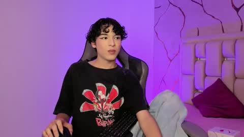 Sthepano  online show from 13, 2, 2026