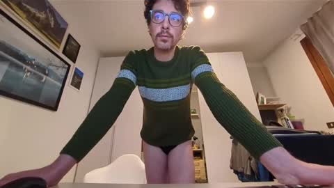 Snapshot of sti270452 chatting on 10, 12, 2024 Jenk online show from 10, 12, 2024