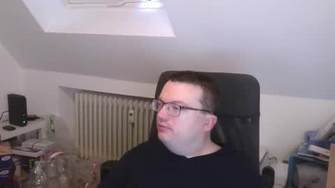 Oliver online show from 25, 2, 2026