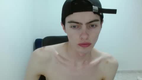 Snapshot of stiv_grant chatting on 8, 3, 2026 stiv_grant online show from 8, 3, 2026