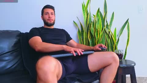 Snapshot of stiven_montiel chatting on 27, 5, 2026 Stiven Montiel online show from 27, 5, 2026