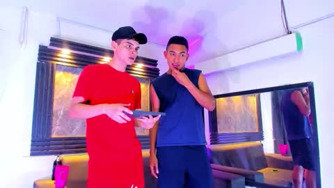 friends online show from 8, 11, 2025