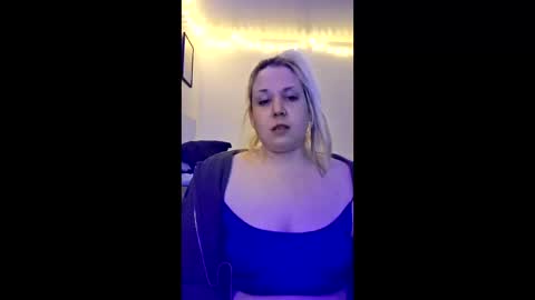 Snapshot of stoned2dabones666 chatting on 5, 4, 2026 Haily online show from 5, 4, 2026