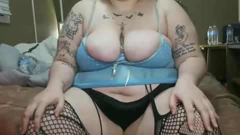 Snapshot of stonedbbw01 chatting on 2, 2, 2026 stonedbbw01 online show from 2, 2, 2026