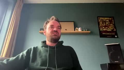 Snapshot of stonednboner chatting on 23, 12, 2025 Stonerboner online show from 23, 12, 2025