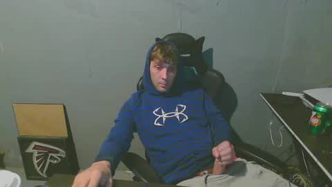 stonedpanda77 online show from 12, 12, 2024