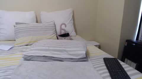 stonefruit76 online show from 14, 2, 2026