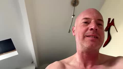 Snapshot of stoodley22 chatting on 11, 4, 2026 Stoodley22 online show from 11, 4, 2026