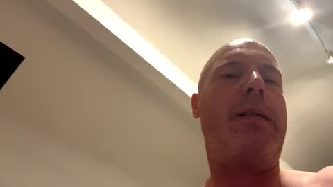 Snapshot of stoodley22 chatting on 20, 4, 2026 Stoodley22 online show from 20, 4, 2026