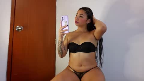 Snapshot of storm_doll chatting on 18, 3, 2026 storm doll online show from 18, 3, 2026