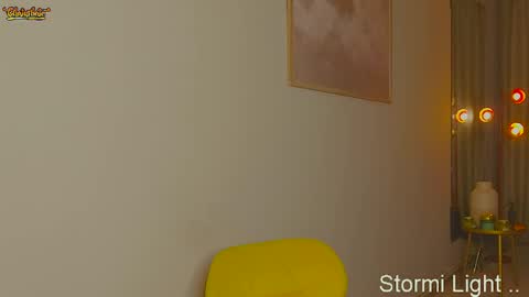 Snapshot of stormi_light chatting on 30, 4, 2026 Stormi online show from 30, 4, 2026