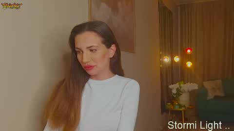 Snapshot of stormi_light chatting on 4, 5, 2026 Stormi online show from 4, 5, 2026