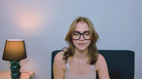 Snapshot of stormigold chatting on 4, 3, 2026 Stormi online show from 4, 3, 2026