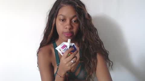 Snapshot of stormihills chatting on 24, 4, 2026 Sweety Stormi online show from 24, 4, 2026