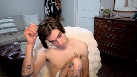 str8whiteboy21 online show from 18, 6, 2026