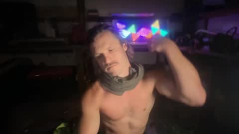 Snapshot of straightishd chatting on 3, 6, 2026 Cowboy Zuhly online show from 3, 6, 2026