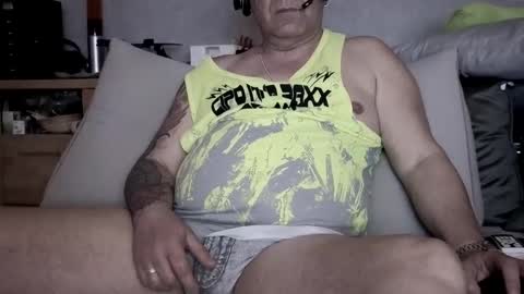 Snapshot of stranger1966 chatting on 26, 4, 2026 Stranger online show from 26, 4, 2026