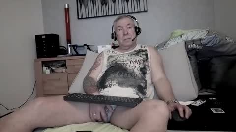 Snapshot of stranger1966 chatting on 16, 5, 2026 Stranger online show from 16, 5, 2026