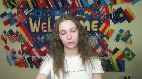 Snapshot of stranger_giirl chatting on 5, 3, 2026 Amalia online show from 5, 3, 2026