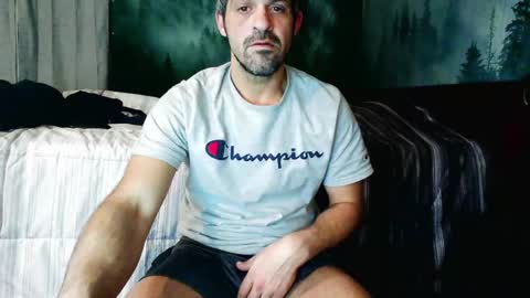 strangeratnight87 online show from 11, 1, 2025