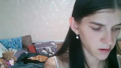 Strawberry Storm online show from 15, 9, 2025