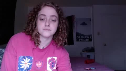 Snapshot of strawberrylotsacake chatting on 7, 3, 2026 Strawberrylotsacake online show from 7, 3, 2026