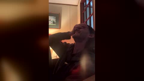 Snapshot of stringgreens777 chatting on 21, 12, 2025 stringgreens777 online show from 21, 12, 2025