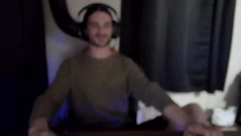 Snapshot of stringgreens777 chatting on 8, 1, 2026 stringgreens777 online show from 8, 1, 2026