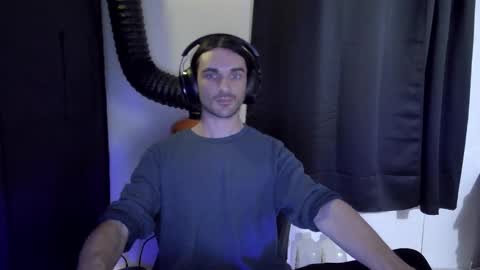 Snapshot of stringgreens777 chatting on 14, 1, 2026 stringgreens777 online show from 14, 1, 2026