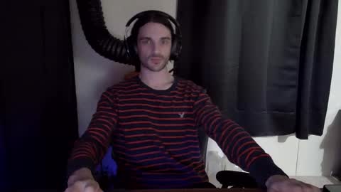 Snapshot of stringgreens777 chatting on 17, 1, 2026 stringgreens777 online show from 17, 1, 2026