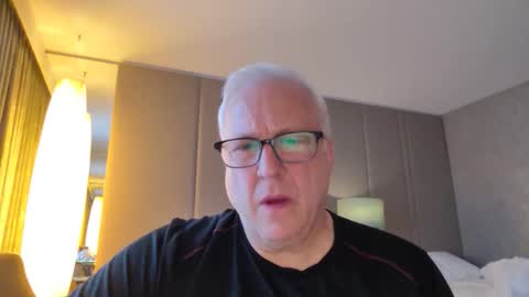 Snapshot of strkgforyou chatting on 24, 10, 2025 Stroking For You online show from 24, 10, 2025