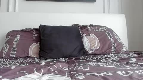 Strong Arni online show from 8, 3, 2026