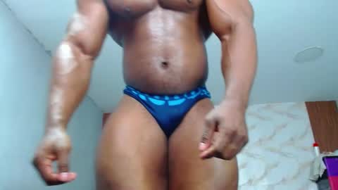 Snapshot of strong_george1 chatting on 25, 1, 2025 strong_george1 online show from 25, 1, 2025