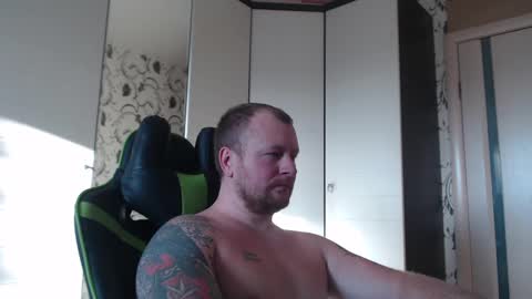 Snapshot of strongass18 chatting on 9, 1, 2025 Alex online show from 9, 1, 2025