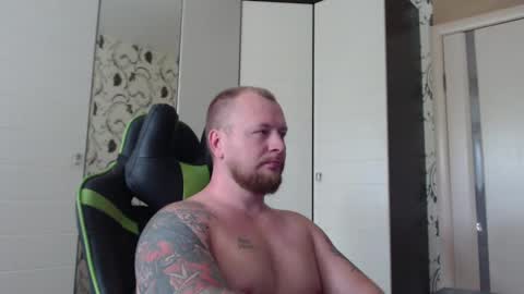Snapshot of strongass18 chatting on 18, 9, 2025 Alex online show from 18, 9, 2025