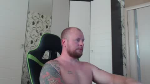 Snapshot of strongass18 chatting on 2, 7, 2026 Alex online show from 2, 7, 2026