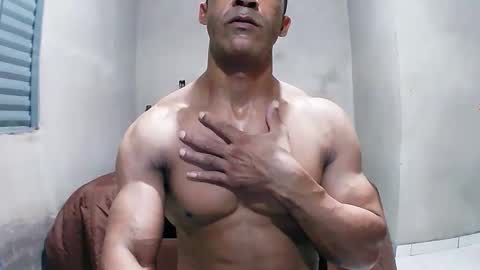 Snapshot of strongdaddyfantastic chatting on 6, 4, 2026 strongdaddyfantastic online show from 6, 4, 2026