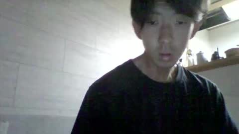 Snapshot of sttkm chatting on 3, 10, 2025 Asian boy online show from 3, 10, 2025