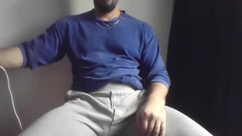 Snapshot of studdotcom chatting on 5, 12, 2025 Ero online show from 5, 12, 2025